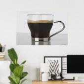 Nahe Tasse Kaffee Poster (Heimbüro)