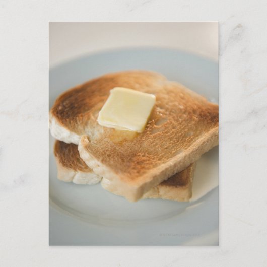 Nahe Toasten mit Butter auf Teller Postkarte (Vorderseite)