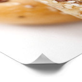 Nahe Zusammenstellung verschiedener Bagels auf ein Poster (Ecke)