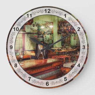 Nähen - Industriell - Die Schweißerei Große Wanduhr