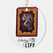 Nähen ist mein Leben Keramikornament (Links)