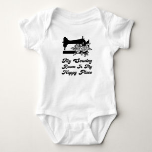 Nähen - mein Nähzimmer ist ein glücklicher Ort Baby Strampler