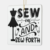 Nähen und Nähen Keramikornament (Links)