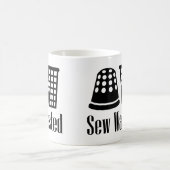 Nähen und Trinken von Sägeabfällen Kaffeetasse (Mittel)