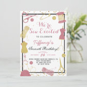 Nähen von aufgeregtem SewIng zum Geburtstag Einladung (Stehend Vorderseite)