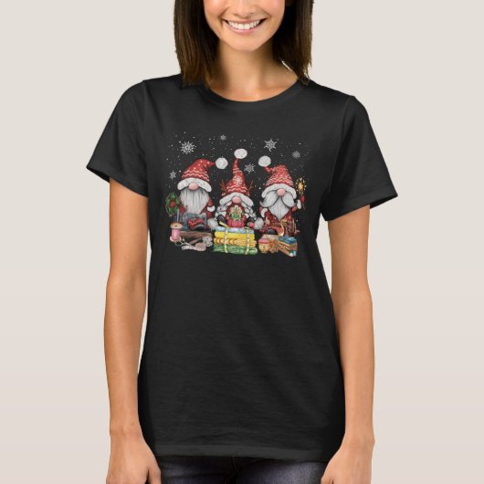 Nähen von Gnomen drei Quiltegrünnige Xmas Geschenk T-Shirt (Vorderseite)