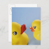 Nahen von zwei Gummienten Postkarte (Vorne/Hinten)