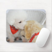 Nahen von zwei Hunden Mousepad (Mit Mouse)