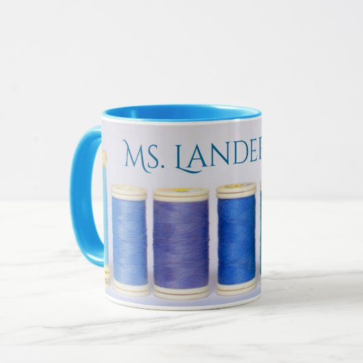 Nähende Tasse (Vorderseite Links)