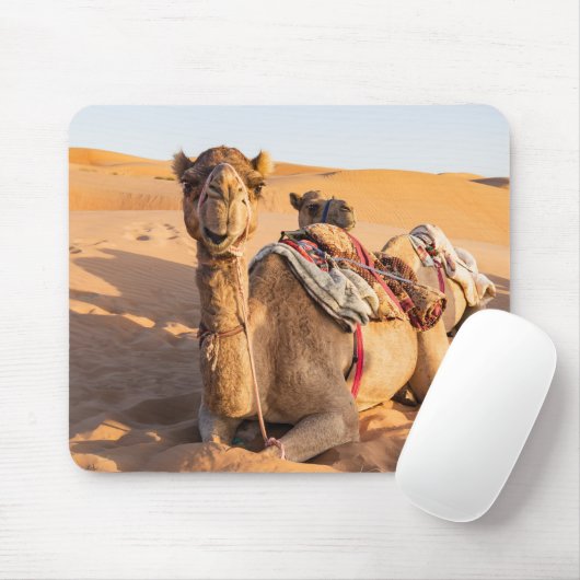 Naher Aufstieg auf Camel in der Oman-Wüste Mousepad (Mit Mouse)