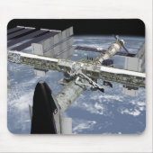 Naher Blick auf das angedockte Shuttle Mousepad (Vorne)