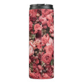 Naher, blumengeschmückter abstrakter Hintergrund. Thermosbecher (Rückseite)