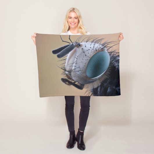 Naher Insektenkopf Fleecedecke (Beispiel)