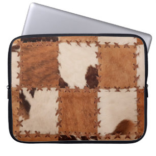 Naher Lederpatchwork mit Textur. Laptopschutzhülle