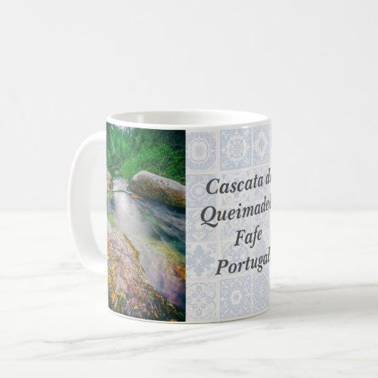 Naher Wasserfall des Teiches Kaffeetasse (Vorderseite Links)