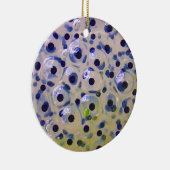 Nahes Anhäufen von Froschspflanzeiern bald Kaulqua Keramikornament (Rechts)