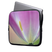 Nahes Aufsetzen der Unterseite der Tulpe-Blume, Ku Laptopschutzhülle (Vorderseite Links)