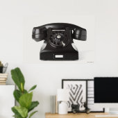 Nahes Aufsetzen eines Drehtelefons Poster (Heimbüro)