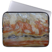 Nahes Aufsetzen von versteinertem Holz Laptopschutzhülle (Vorderseite)