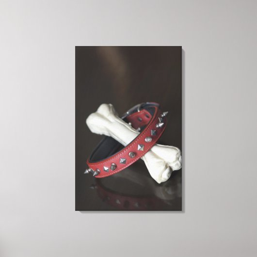 Nahes Aufziehen eines Halshalses und eines Hundebe Leinwanddruck (Vorderseite)