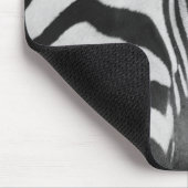 Nahes Aufziehen von Zebra im Gesicht und an der Sc Mousepad (Ecke)