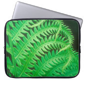 Nahes Foto einer Farnfront Laptopschutzhülle (Vorderseite)
