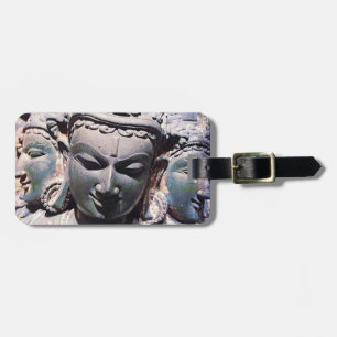 Nahes Foto mit antiken asiatischen Schnitzereien Gepäckanhänger