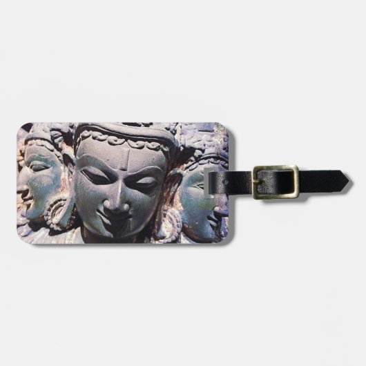 Nahes Foto mit antiken asiatischen Schnitzereien Gepäckanhänger (Vorderseite horizontal)