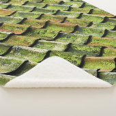 Nahes Foto mit grünem Schindeldach Sherpadecke (3/4)