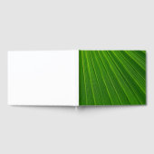 Nahes grünes Leaf Gästebuch (Voll)