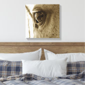 Nahes Sepia-Bild eines Grausehauges Leinwanddruck (Insitu (Schlafzimmer))