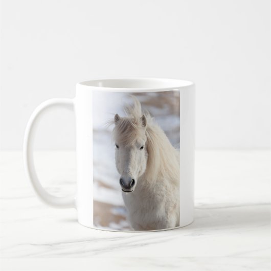 Nahes, weißes isländisches Pferd Kaffeetasse (Links)