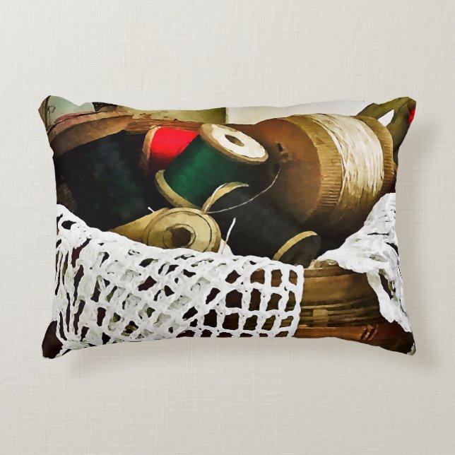 Nähkörbe mit Thread und Spitze Dekokissen (Vorderseite)