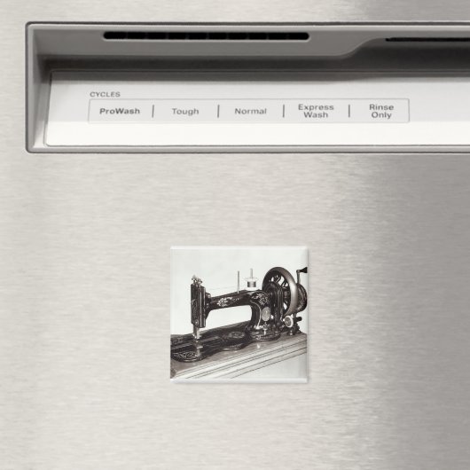 Nähmaschine der Sängerin "New Family", 1865 Magnet (In Situ (Geschirrspüler))