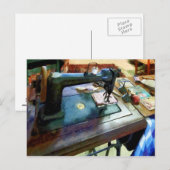 Nähmaschine mit Scheren Postkarte (Vorne/Hinten)