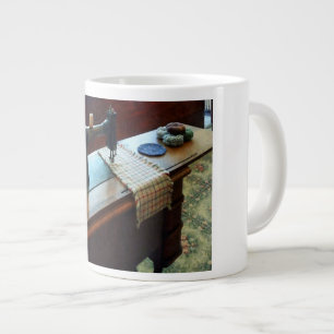 Nähmaschine und Schneidemaschine Jumbo-Tasse