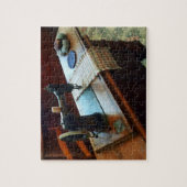 Nähmaschine und Schneidemaschine Puzzle (Vertikal)