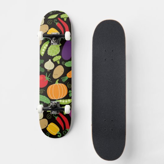 Nahrung auf einem schwarzen Hintergrund Skateboard (Vorderseite)