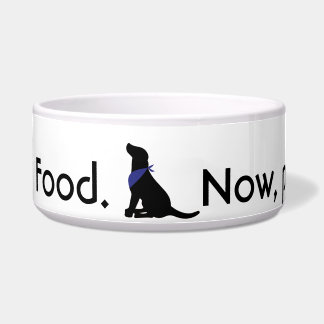 Nahrung. Jetzt bitte Napf