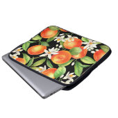 Nahtlos mit Orangenfrüchten, Blume und l Laptopschutzhülle (Vorne Knopf)