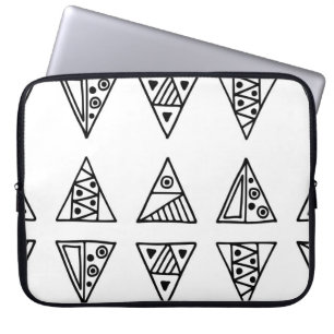 Nahtlos Vintages Muster. Schwarzweißgeometrie Laptopschutzhülle