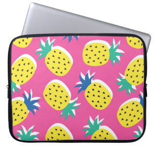 Nahtlose Ananas Frucht verrückte Farben Muster. C Laptopschutzhülle