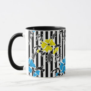 Nahtlose bläulich-gelbe Blumen graue Blätter. Tasse