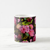 Nahtlose Blumenmuster. Hydrangea auf einem dunklen Kaffeetasse (Mittel)