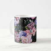 Nahtlose Blumenmuster mit Blume auf dunklem Hinter Kaffeetasse (Vorderseite Links)