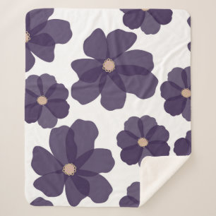 Nahtlose Blumenmuster mit handgezeichneten lila Co Sherpadecke