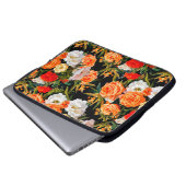 Nahtlose Blumenmuster. Rose und Lisianthus auf Laptopschutzhülle (Vorne Knopf)