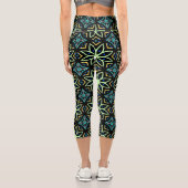 Nahtlose Flora Symmetrisches Muster Capri Leggings (Rückseite)