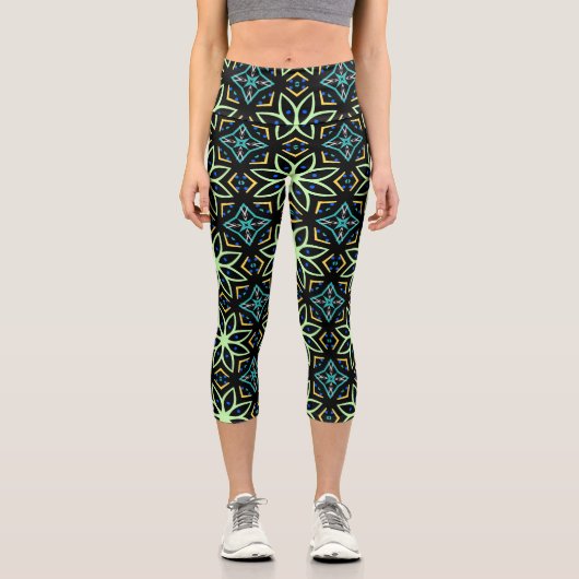 Nahtlose Flora Symmetrisches Muster Capri Leggings (Vorderseite)