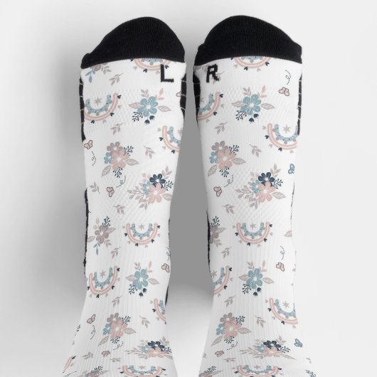 Nahtlose Muster-Blume und Boho Rainbow Socken (Oben)